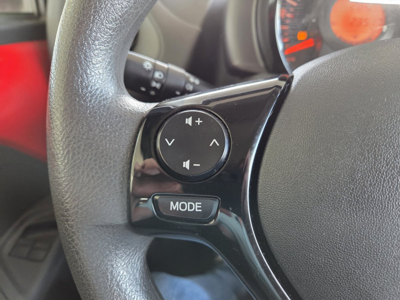 Photo 17 de l'offre de Citroën C1 (2) VTi 72 S&S BVM Feel à 9490€ chez Carlyss automobiles Vitré