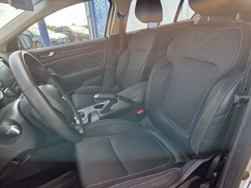 Photo 6 de l'offre de Renault Mégane Estate (4) Zen Energy dCi 130 à 14990€ chez Carlyss automobiles Vitré