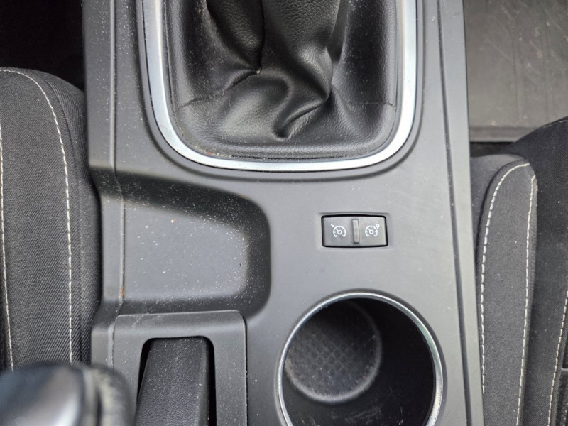 Photo 17 de l'offre de Renault Mégane Estate (4) Zen Energy dCi 130 à 14990€ chez Carlyss automobiles Vitré