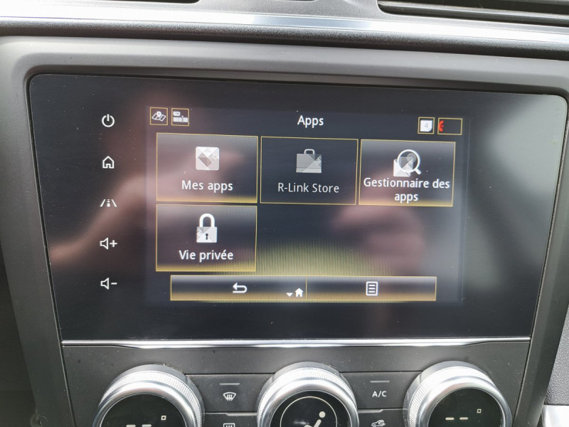 Photo 14 de l'offre de RENAULT Kadjar Intens Blue dCi 115 à 16990€ chez Carlyss automobiles Vitré