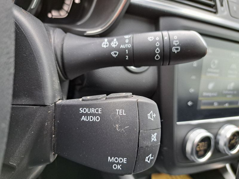Photo 21 de l'offre de RENAULT Kadjar Intens Blue dCi 115 à 16990€ chez Carlyss automobiles Vitré