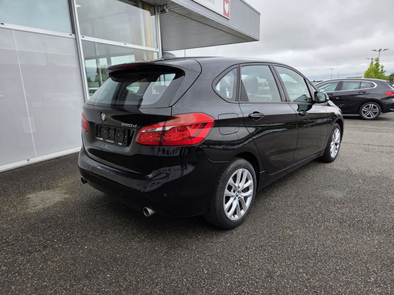 Photo 2 de l'offre de BMW Série 2 Active Tourer 220d Lounge Auto à 18490€ chez Carlyss automobiles Vitré
