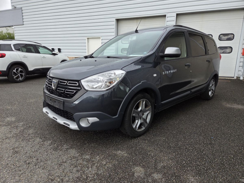 Photo 6 de l'offre de Dacia Lodgy 7 Places Stepway Blue dCi 95 à 12990€ chez Carlyss automobiles Vitré