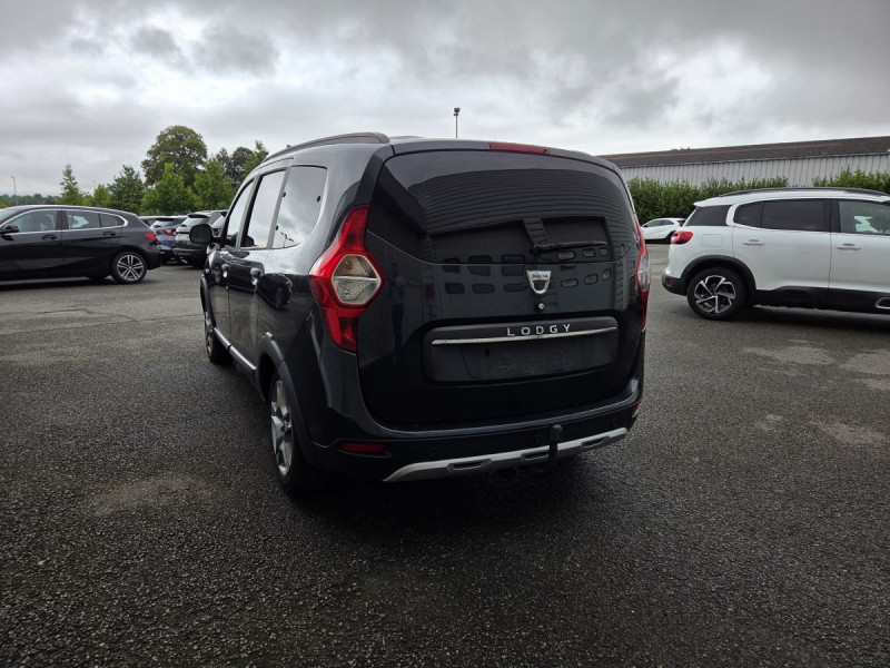 Photo 3 de l'offre de Dacia Lodgy 7 Places Stepway Blue dCi 95 à 12990€ chez Carlyss automobiles Vitré