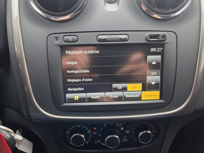 Photo 13 de l'offre de Dacia Logan MCV (2) Prestige TCe 90 eco² à 8490€ chez Carlyss automobiles Vitré