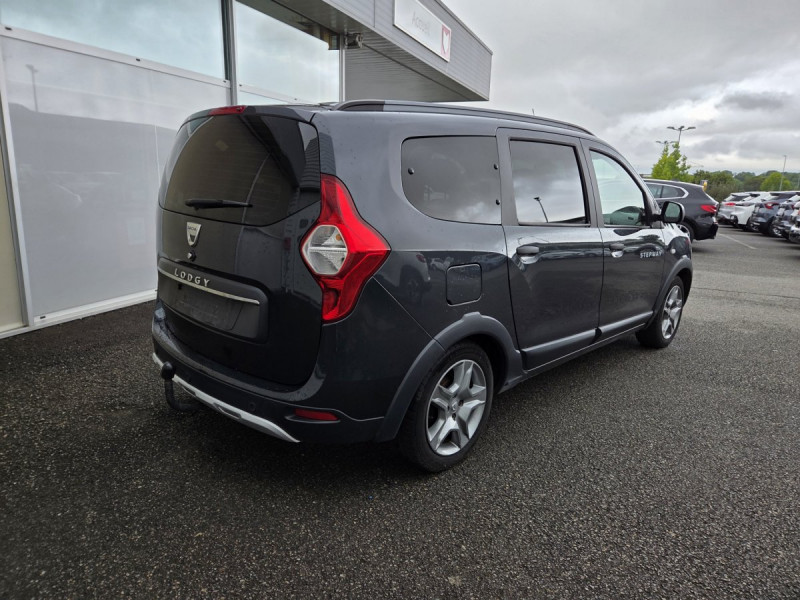 Photo 4 de l'offre de Dacia Lodgy 7 Places Stepway Blue dCi 95 à 12990€ chez Carlyss automobiles Vitré