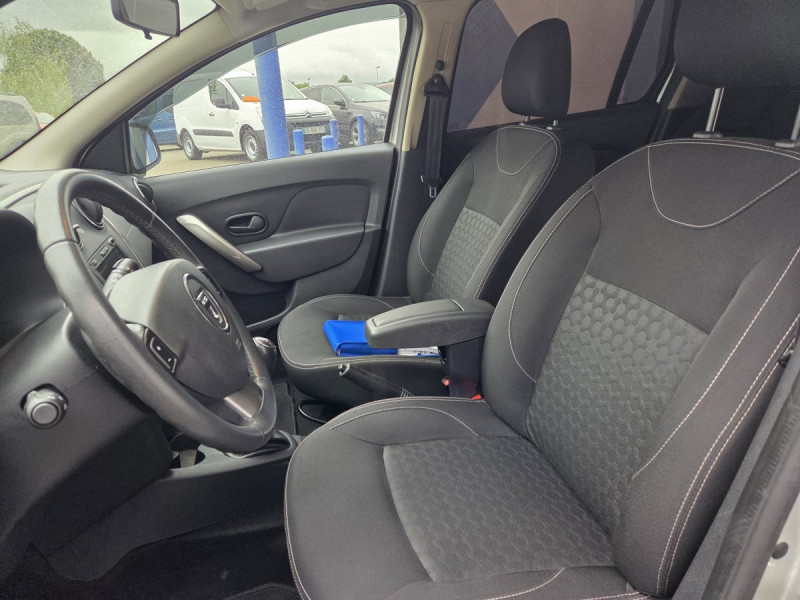 Photo 6 de l'offre de Dacia Logan MCV (2) Prestige TCe 90 eco² à 8490€ chez Carlyss automobiles Vitré
