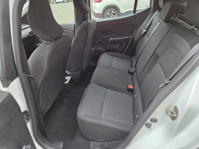 Photo 7 de l'offre de Dacia Sandero (3) Essentiel SCe 65 -22 à 9490€ chez Carlyss automobiles Vitré
