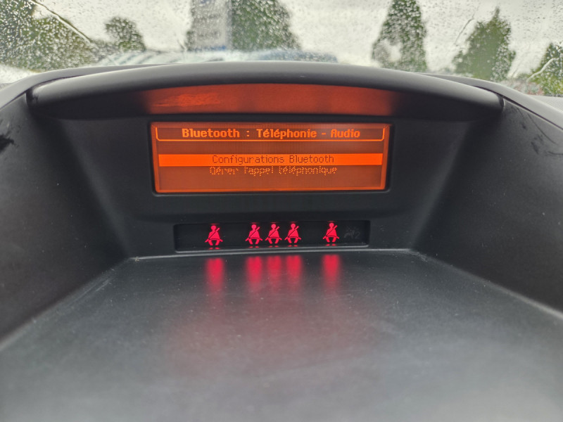 Photo 11 de l'offre de PEUGEOT 207 ACTIVE 1.4 E à 6290€ chez Carlyss automobiles Vitré