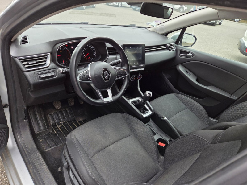 Photo 6 de l'offre de RENAULT Clio (5) Business TCe 100 à 10990€ chez Carlyss automobiles Vitré