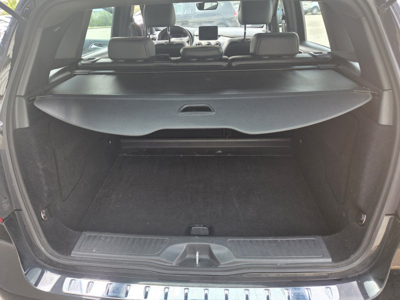 Photo 19 de l'offre de Mercedes Classe B (2) B 200 d Business Edition à 13990€ chez Carlyss automobiles Vitré