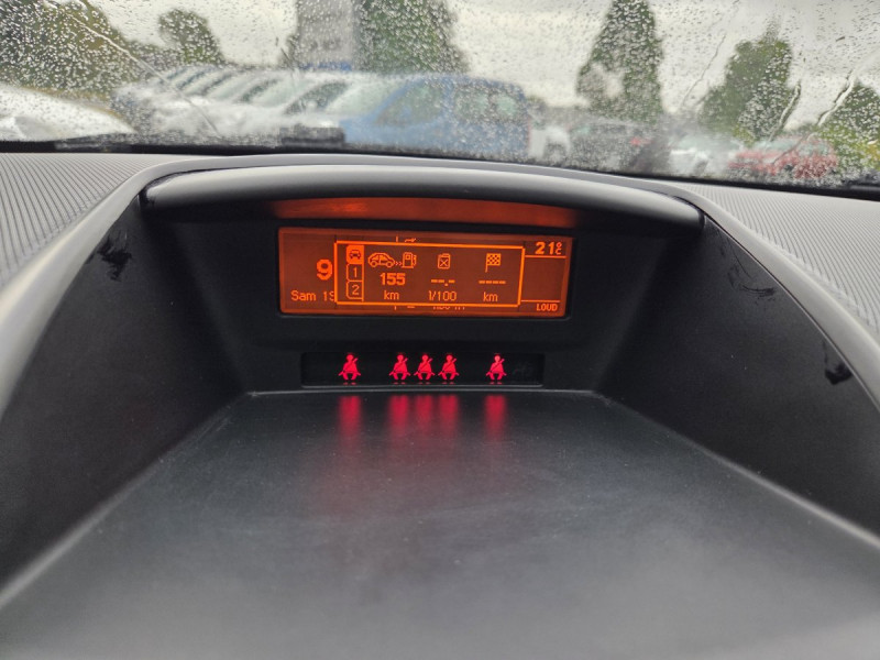 Photo 10 de l'offre de PEUGEOT 207 ACTIVE 1.4 E à 6290€ chez Carlyss automobiles Vitré