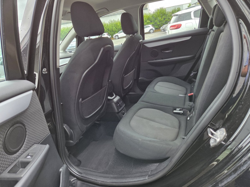 Photo 10 de l'offre de BMW Série 2 Active Tourer 220d Lounge Auto à 18490€ chez Carlyss automobiles Vitré