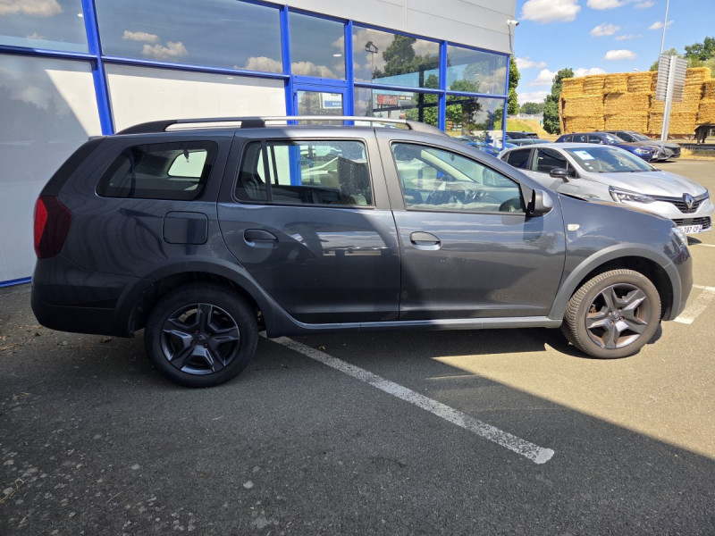 Photo 4 de l'offre de Dacia Logan MCV (2) Stepway TCe 90 à 9990€ chez Carlyss automobiles Vitré