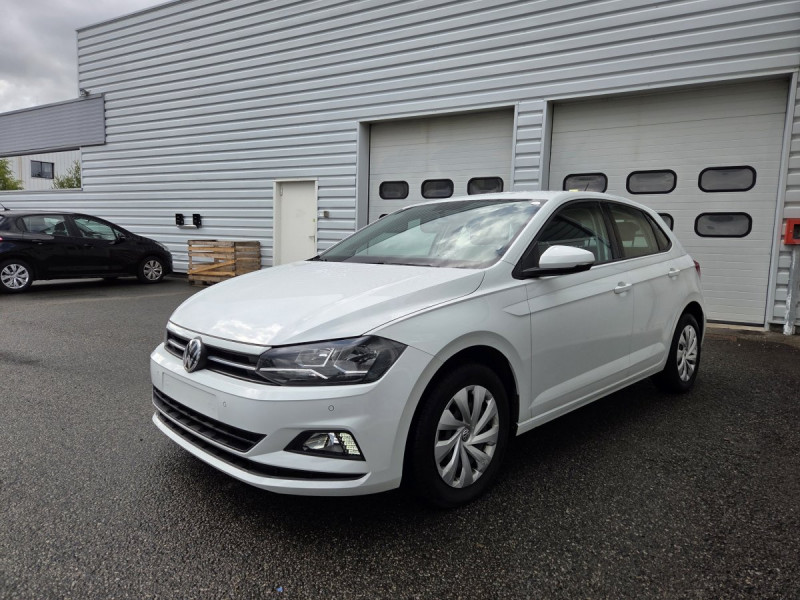 Photo 2 de l'offre de Volkswagen Polo (6) 1.6 TDI 95 Confortline à 14990€ chez Carlyss automobiles Vitré
