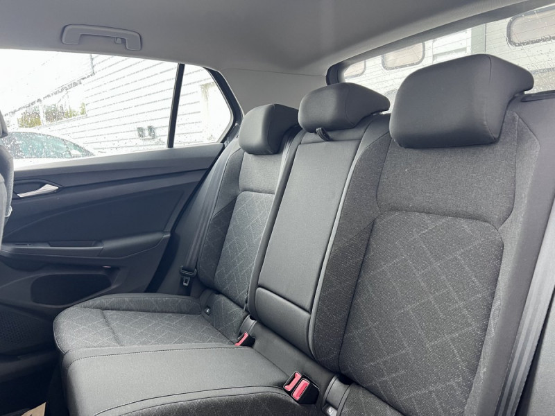 Photo 6 de l'offre de Volkswagen Golf (8) 2.0 TDI SCR 115 BVM6 Life 1st à 20990€ chez Carlyss automobiles Vitré