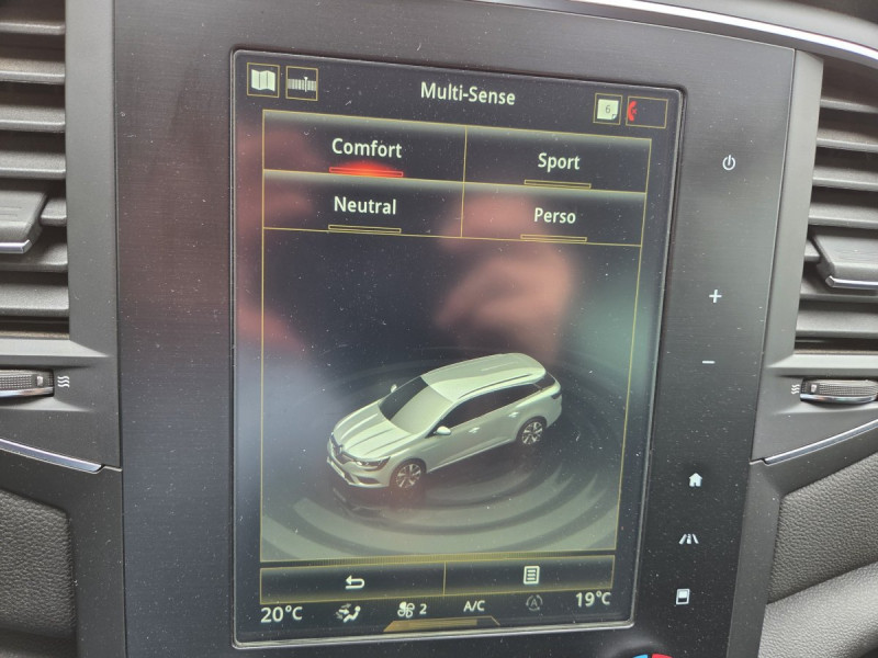 Photo 17 de l'offre de Renault Mégane Estate (4) GT Energy dCi 165 EDC à 14990€ chez Carlyss automobiles Vitré
