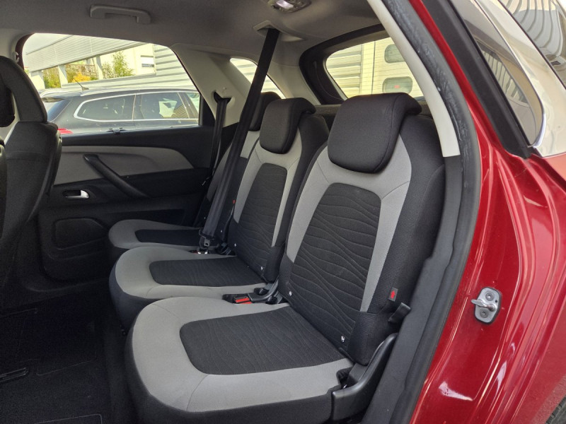 Photo 6 de l'offre de CITROEN C4 Picasso (2) e-HDi 115 Business à 9790€ chez Carlyss automobiles Vitré
