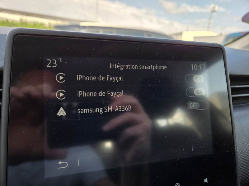 Photo 12 de l'offre de RENAULT Clio (5) Business TCe 90 X-Tronic -21N à 13990€ chez Carlyss automobiles Vitré