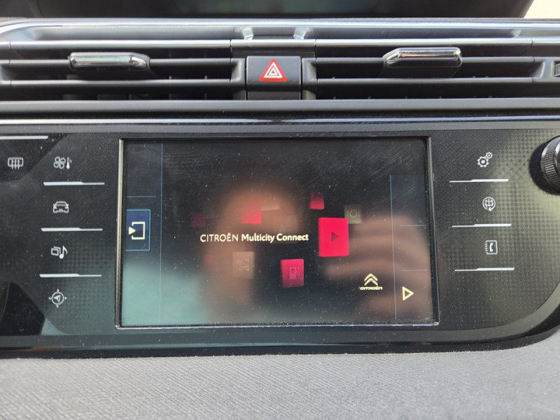 Photo 9 de l'offre de CITROEN C4 Picasso (2) e-HDi 115 Business à 9790€ chez Carlyss automobiles Vitré