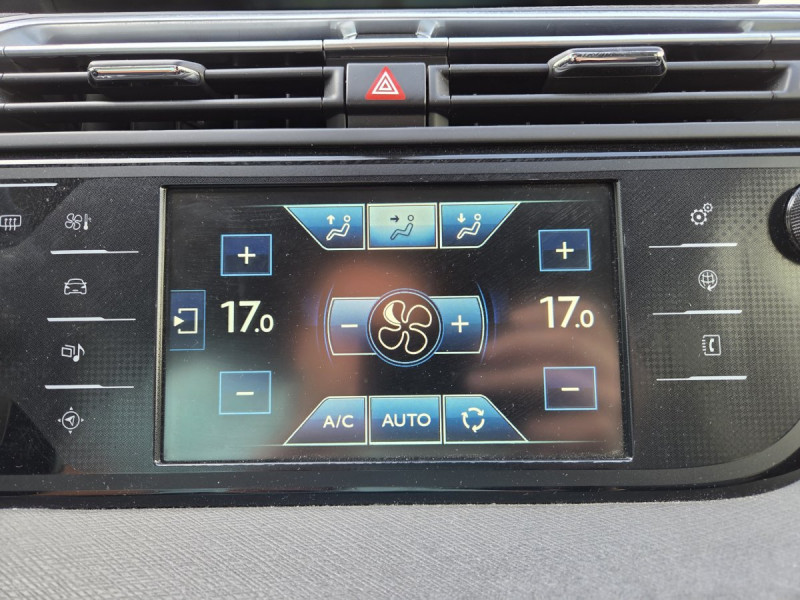 Photo 8 de l'offre de CITROEN C4 Picasso (2) e-HDi 115 Business à 9790€ chez Carlyss automobiles Vitré