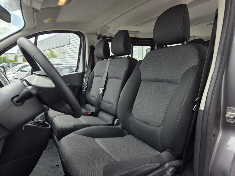 Photo 5 de l'offre de Renault Trafic (3) Zen L2 dCi 120 S&S - 18 - 9 places à 24490€ chez Carlyss automobiles Vitré