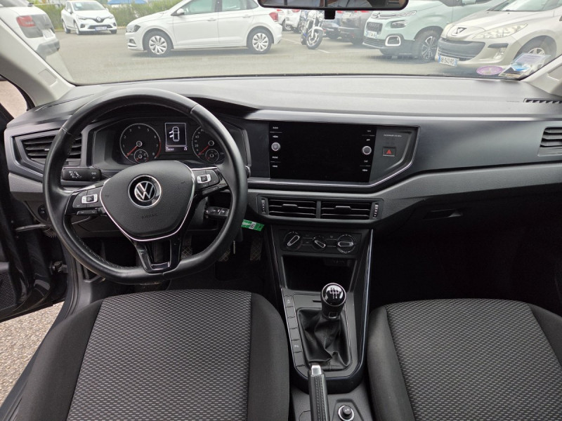 Photo 10 de l'offre de Volkswagen Polo (6) 1.0 TSI 95 Business à 12490€ chez Carlyss automobiles Vitré