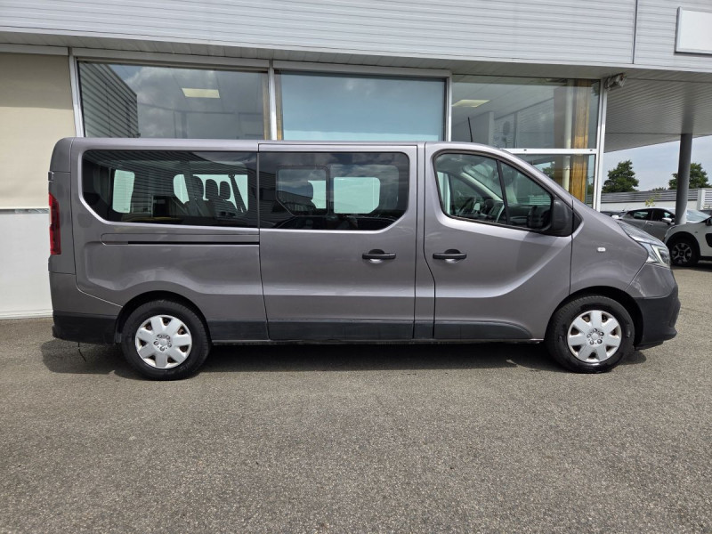 Photo 3 de l'offre de Renault Trafic (3) Zen L2 dCi 120 S&S - 18 - 9 places à 24490€ chez Carlyss automobiles Vitré