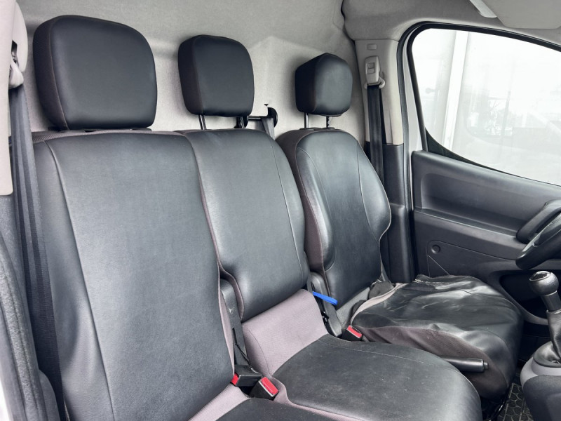 Photo 8 de l'offre de Citroën Berlingo (2) BlueHDi 100 BVM Club M à 9290€ chez Carlyss automobiles Vitré