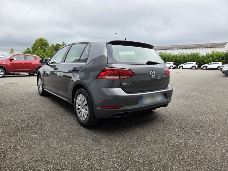 Photo 2 de l'offre de VOLKSWAGEN Golf (7) 1.0 TSI 115 BVM6 Trendline Business à 15990€ chez Carlyss automobiles Vitré