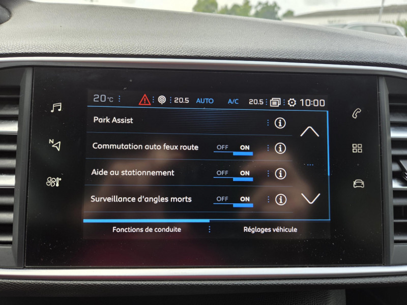 Photo 17 de l'offre de PEUGEOT 308 (2) BlueHDi 130 S&S Tech Edition à 11490€ chez Carlyss automobiles Vitré