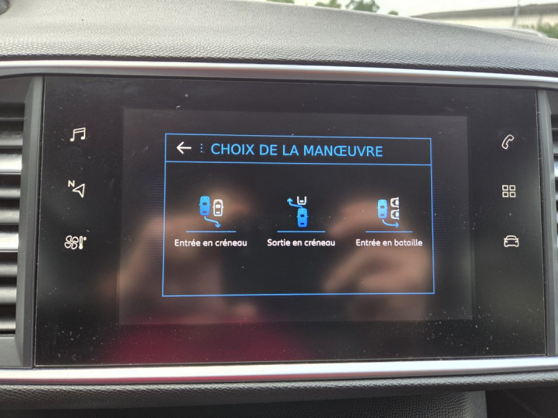 Photo 18 de l'offre de PEUGEOT 308 (2) BlueHDi 130 S&S Tech Edition à 11490€ chez Carlyss automobiles Vitré
