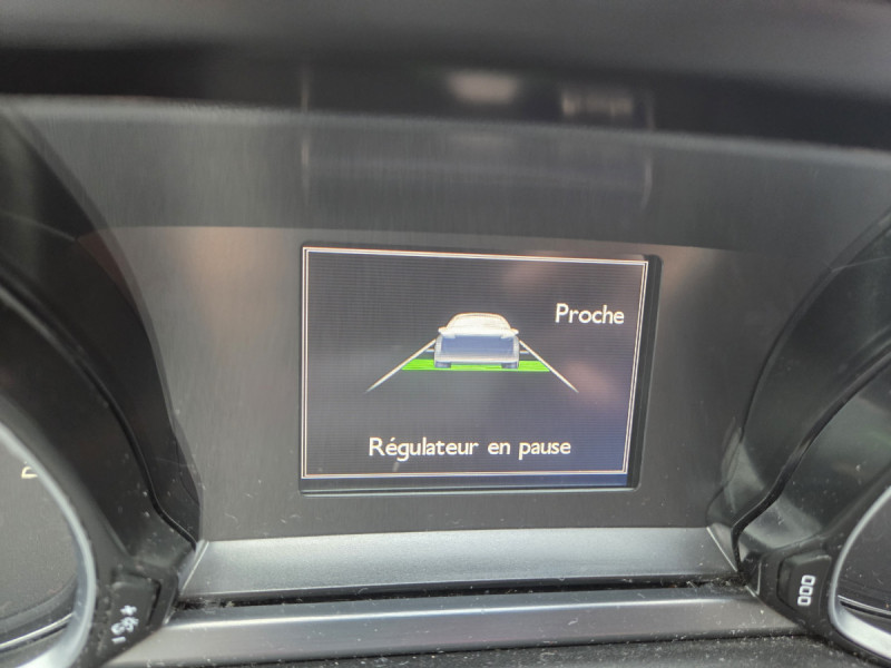 Photo 29 de l'offre de PEUGEOT 308 (2) BlueHDi 130 S&S Tech Edition à 11490€ chez Carlyss automobiles Vitré