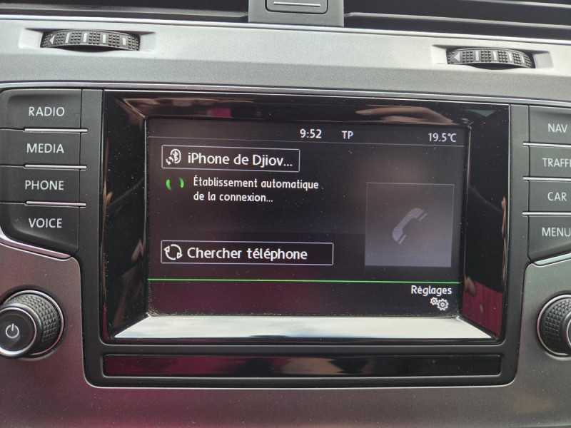 Photo 10 de l'offre de VOLKSWAGEN Golf (7) 1.2 TSI 105 BVM6 Confortline BMT à 10990€ chez Carlyss automobiles Vitré