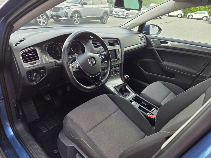 Photo 6 de l'offre de VOLKSWAGEN Golf (7) 1.2 TSI 105 BVM6 Confortline BMT à 10990€ chez Carlyss automobiles Vitré