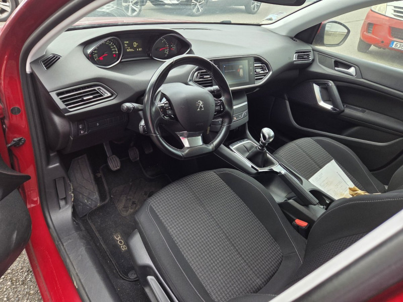 Photo 6 de l'offre de PEUGEOT 308 SW (2) BlueHDi 130 S&S ACTIVE BUSINESS à 9990€ chez Carlyss automobiles Vitré