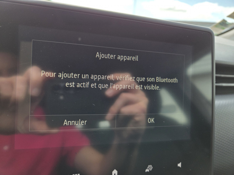 Photo 11 de l'offre de RENAULT Clio (5) Business Blue dCi 85 à 11990€ chez Carlyss automobiles Vitré