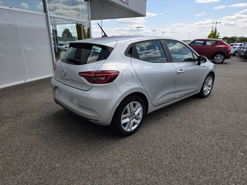 Photo 2 de l'offre de RENAULT Clio (5) Business Blue dCi 85 à 11990€ chez Carlyss automobiles Vitré