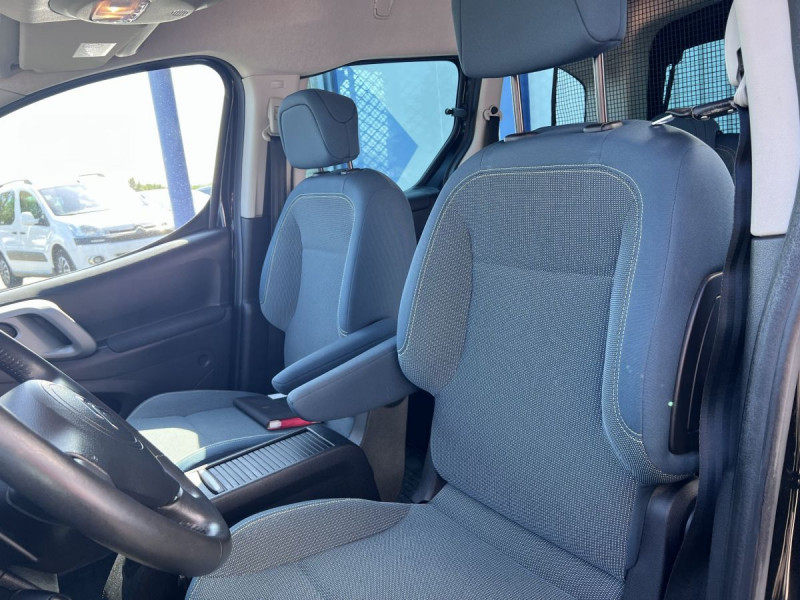 Photo 4 de l'offre de Citroën Berlingo Multispace (2) BlueHDi 100 S&S ETG6 Feel à 15790€ chez Carlyss automobiles Vitré