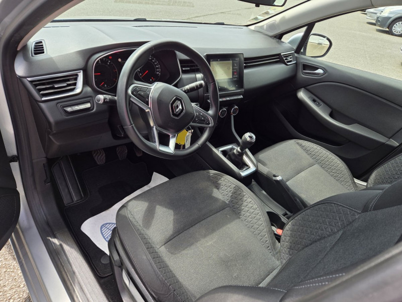 Photo 6 de l'offre de RENAULT Clio (5) Business Blue dCi 85 à 11990€ chez Carlyss automobiles Vitré