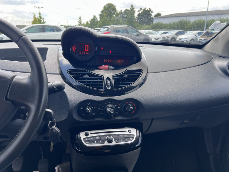 Photo 7 de l'offre de Renault Twingo (2) Night&Day 1.5 dCi Eco2 à 4990€ chez Carlyss automobiles Vitré