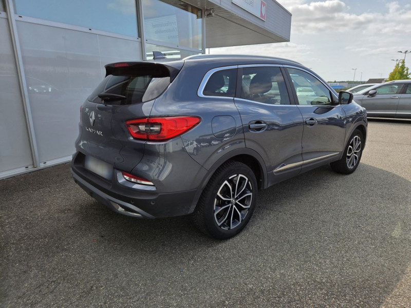 Photo 4 de l'offre de RENAULT Kadjar Intens TCe 140 EDC FAP - 21 à 20490€ chez Carlyss automobiles Vitré