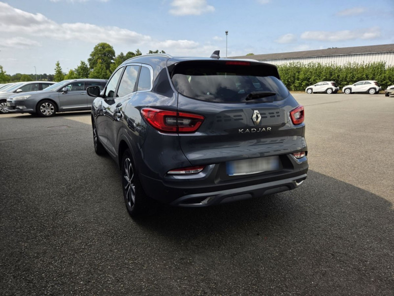 Photo 3 de l'offre de RENAULT Kadjar Intens TCe 140 EDC FAP - 21 à 20490€ chez Carlyss automobiles Vitré