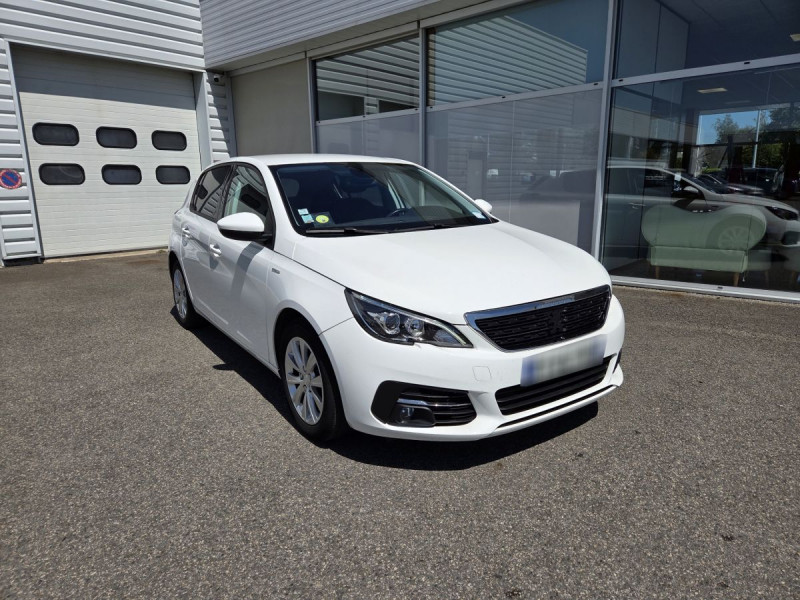 Photo 1 de l'offre de PEUGEOT 308 (2) BlueHDi 100 S&S Style à 11790€ chez Carlyss automobiles Vitré