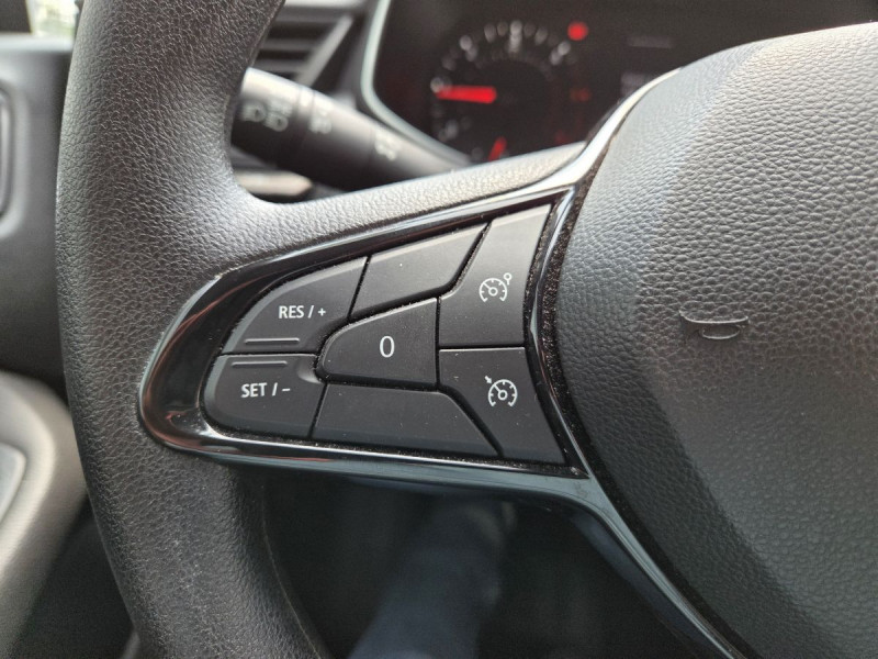 Photo 13 de l'offre de Renault Clio Société (5) Air Nav Blue dCi 85 à 10290€ chez Carlyss automobiles Vitré