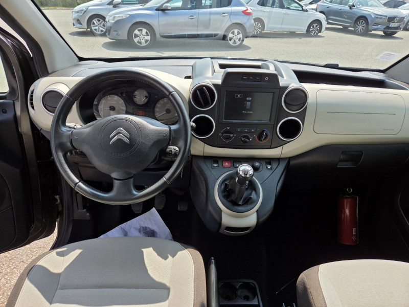 Photo 8 de l'offre de Citroën Berlingo Multispace (2) BlueHDi 100 BVM Feel à 11490€ chez Carlyss automobiles Vitré