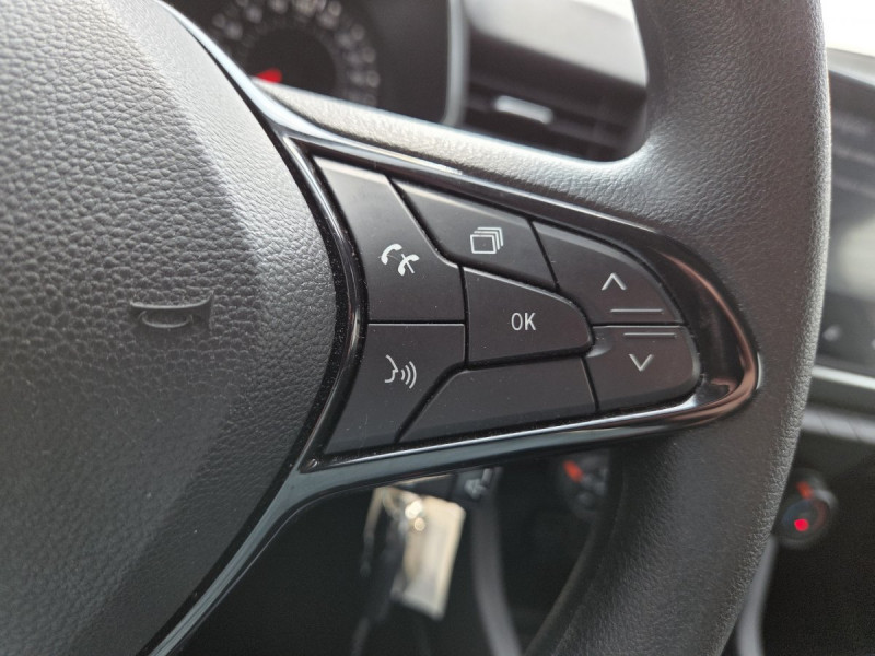 Photo 16 de l'offre de Renault Clio Société (5) Air Nav Blue dCi 85 à 10290€ chez Carlyss automobiles Vitré