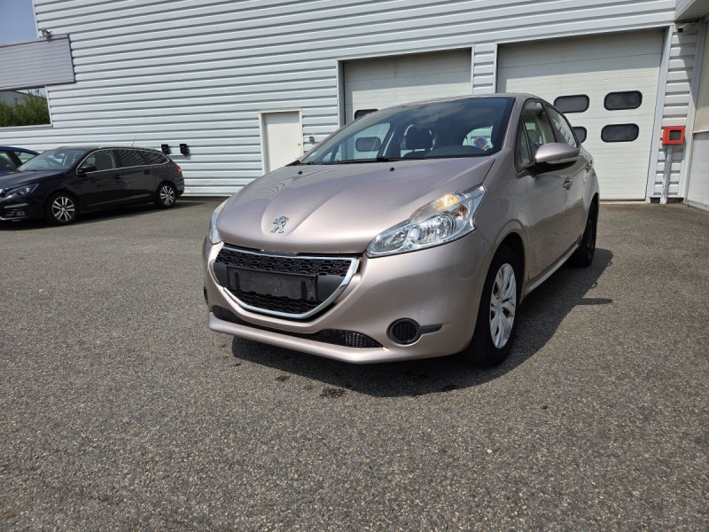 Photo 6 de l'offre de PEUGEOT 208 1.4 HDI ACTIVE à 8290€ chez Carlyss automobiles Vitré