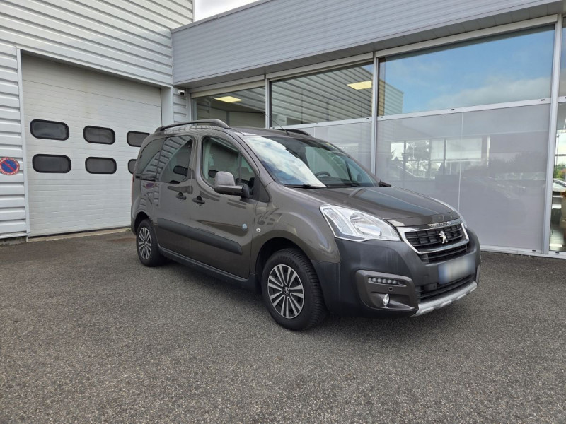 Peugeot Partner Tepee (2) 1.6 BlueHDi 120 S&S Outdoor Diesel Gris foncé Occasion à vendre