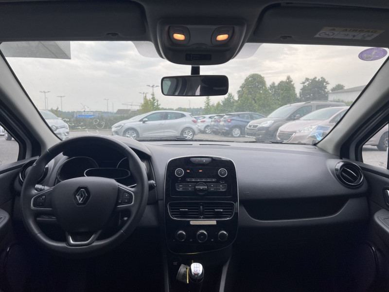 Photo 7 de l'offre de RENAULT Clio (4) Trend ENERGY Tce 75 E6C à 10990€ chez Carlyss automobiles Vitré